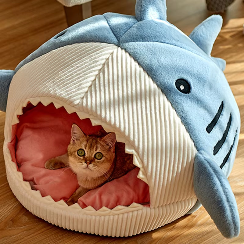 Enclosed Warm Cat Bed - best seller