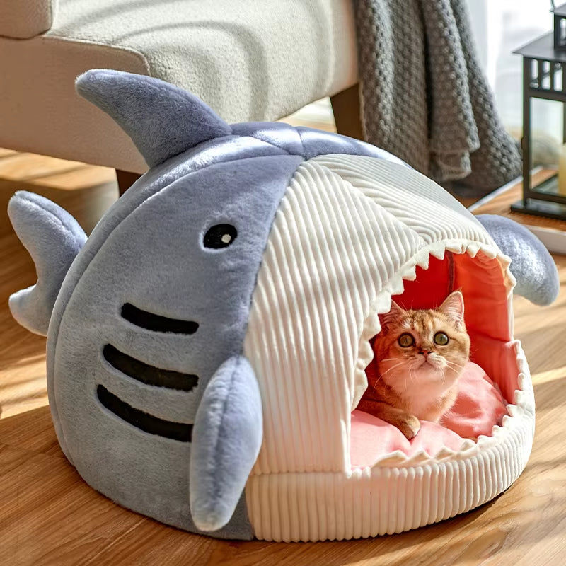 Enclosed Warm Cat Bed - best seller